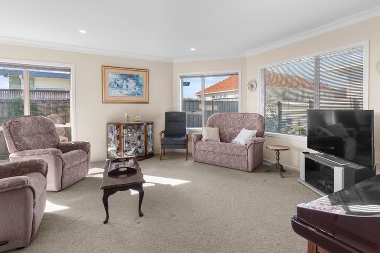 Photo of property in 14a Rugby Street, Levin, 5510