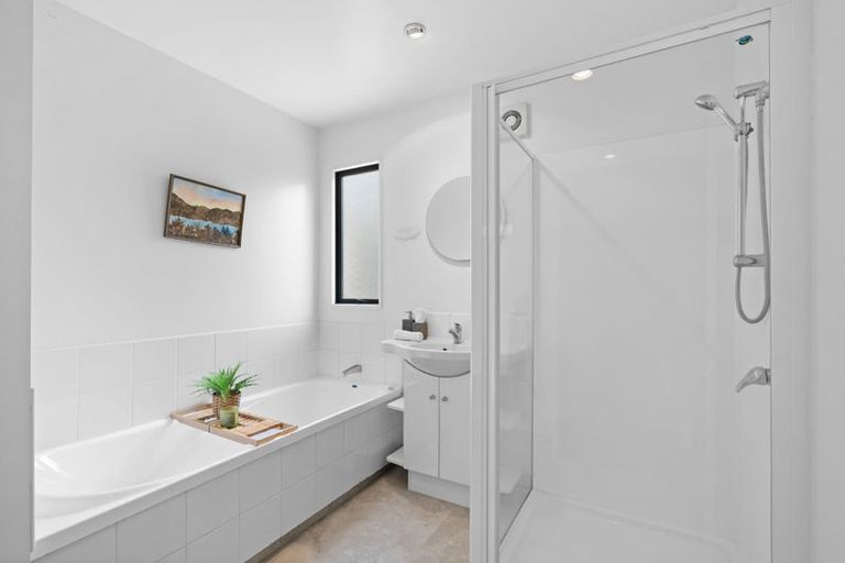 Photo of property in 76 Maidstone Road, Ilam, Christchurch, 8041