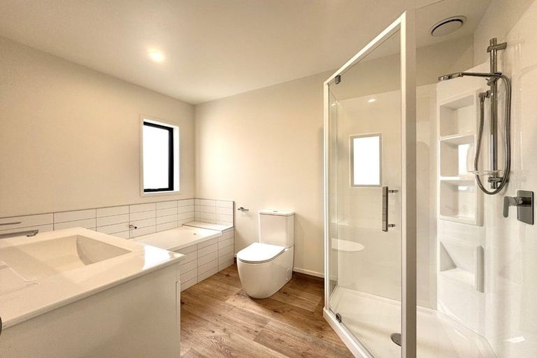 Photo of property in 22d Royton Avenue, Mangere East, Auckland, 2024