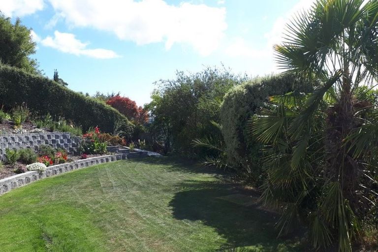 Photo of property in 28 Woodlau Rise, Huntsbury, Christchurch, 8022