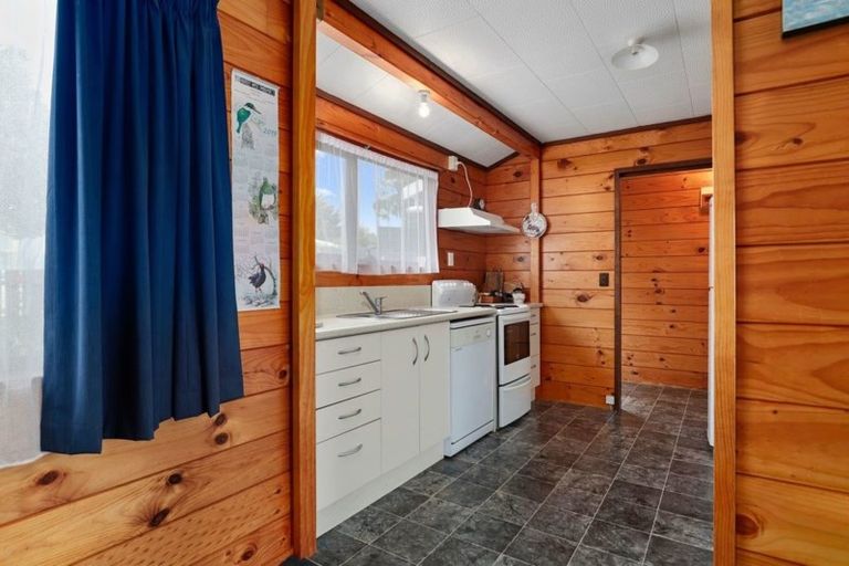 Photo of property in 28 Mahi Road, Te Kauwhata, 3710