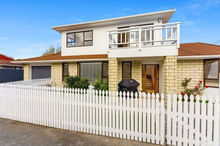 Photo of property in 7 Ngapotiki Street, Paraparaumu Beach, Paraparaumu, 5032