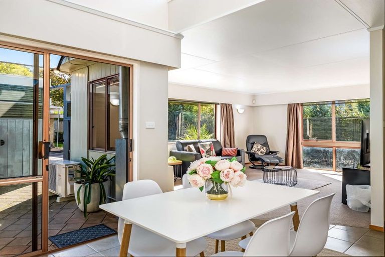 Photo of property in 15a Brassey Road, Saint Johns Hill, Whanganui, 4500