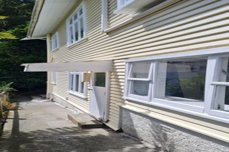 Photo of property in 96 Nairn Street, Mount Cook, Wellington, 6011