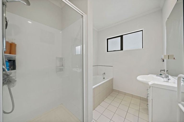 Photo of property in 1 Pyrite Street, Westgate, Auckland, 0614