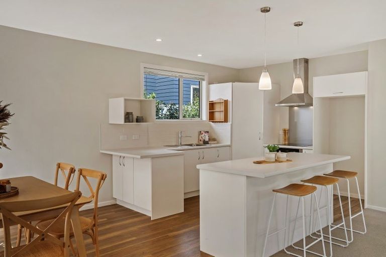 Photo of property in 385 Estuary Road, South New Brighton, Christchurch, 8062