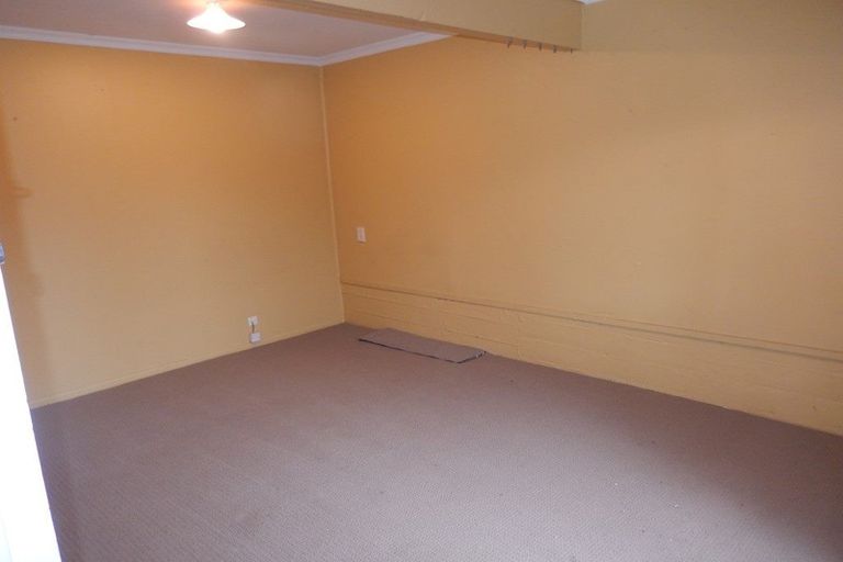 Photo of property in 1 Penrith Street, Westown, New Plymouth, 4310