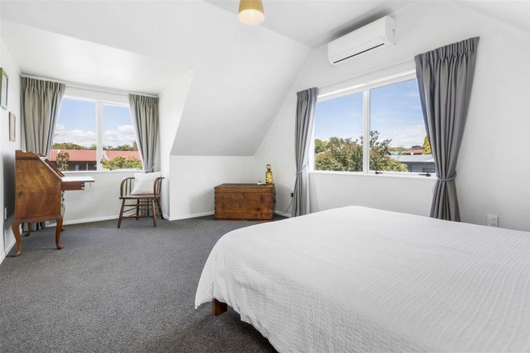 Photo of property in 4 Essendon Court, Glenview, Hamilton, 3206