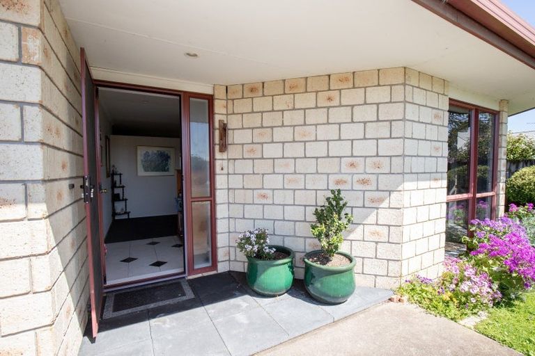 Photo of property in 8 Harris Place, Ngatea, 3503