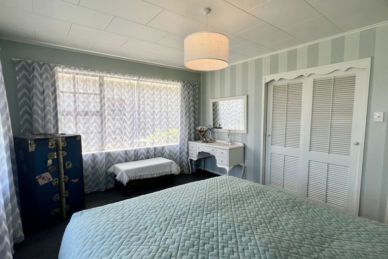 Photo of property in 140 Princes Street, Strathern, Invercargill, 9812