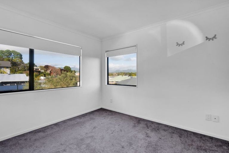 Photo of property in 76 Oranga Street, Westown, New Plymouth, 4310