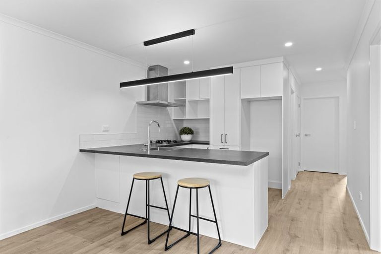 Photo of property in 2/6 Walsh Street, Forest Lake, Hamilton, 3200