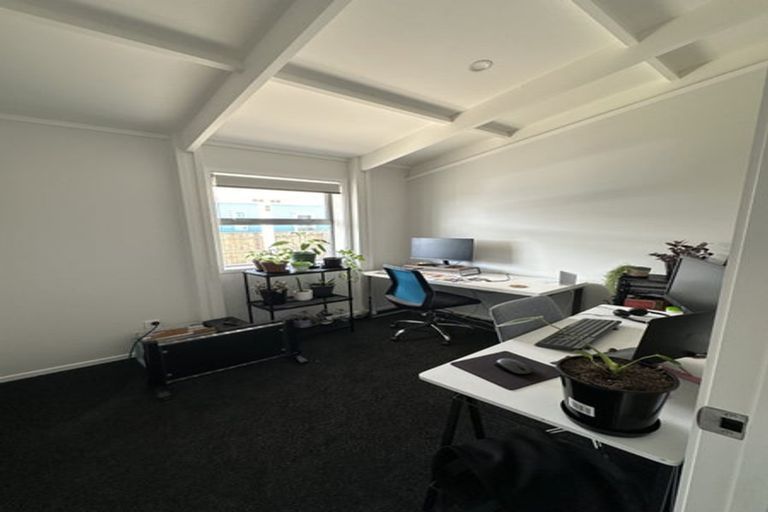 Photo of property in 1b Community Green, Featherston, 5710