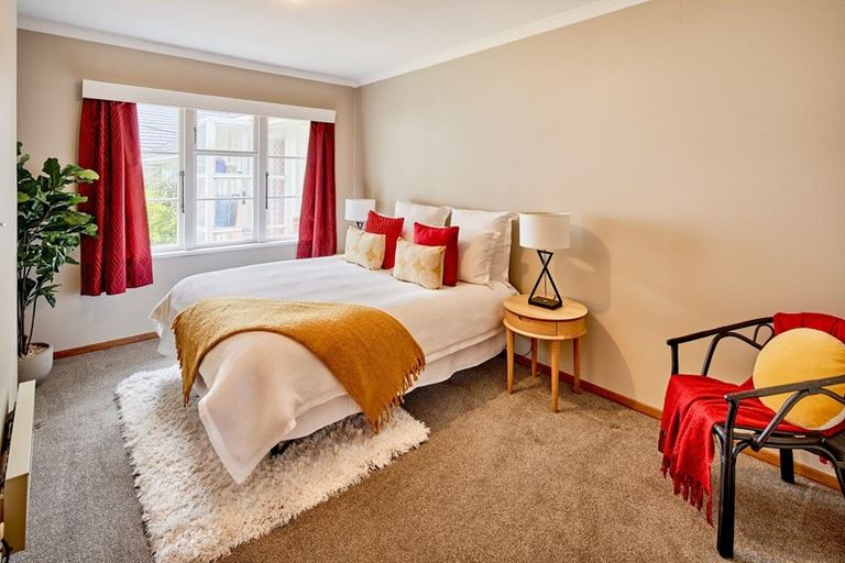 Photo of property in 5 Lane Street, Wallaceville, Upper Hutt, 5018