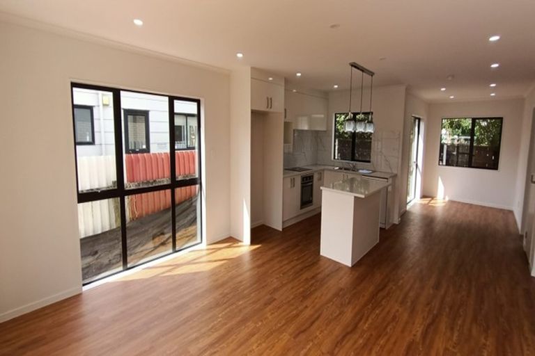 Photo of property in 8a Orion Street, Papakura, 2110