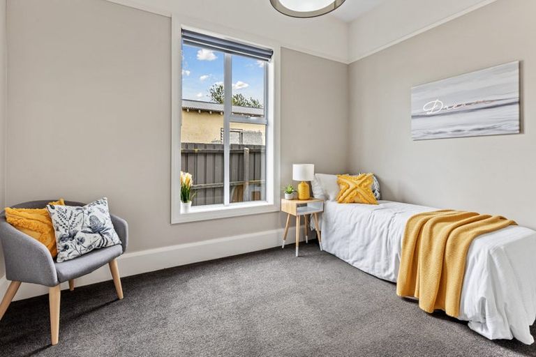 Photo of property in 70 Thackeray Place, Waltham, Christchurch, 8023