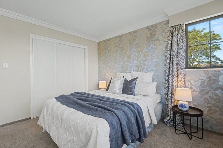 Photo of property in 4 Rowanwood Close, Halswell, Christchurch, 8025