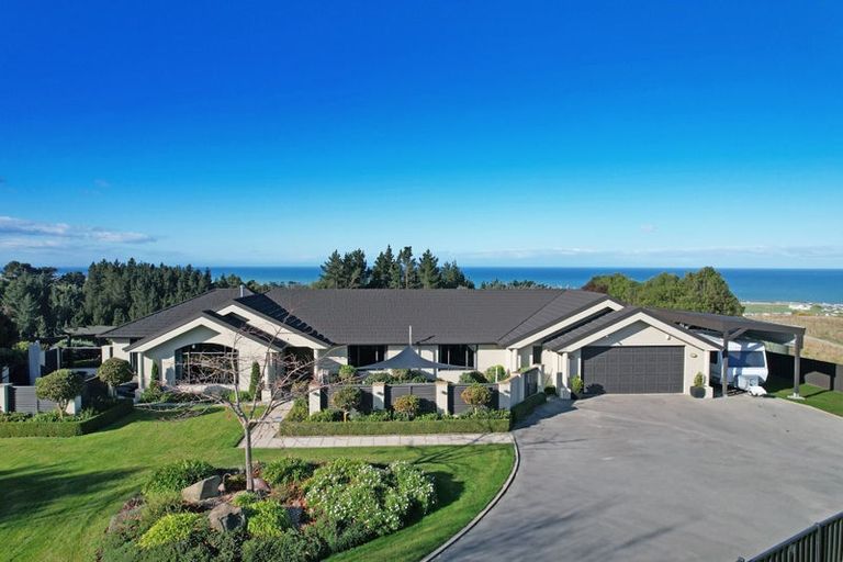 Photo of property in 21 North Ridge Drive, Oamaru North, Oamaru, 9400