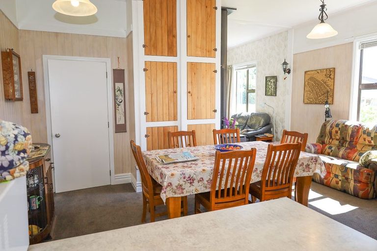 Photo of property in 36 Irvine Street, Lawrence, 9532