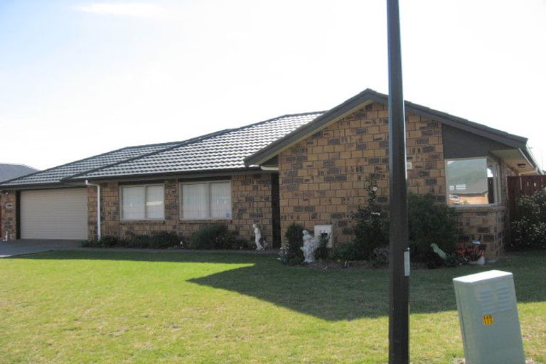 Photo of property in 15 Manhattan Court, Paraparaumu Beach, Paraparaumu, 5032