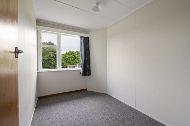 Photo of property in 16 Gordon Terrace, Hunterville, 4730