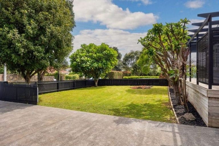 Photo of property in 9 Norrie Avenue, Mount Albert, Auckland, 1025