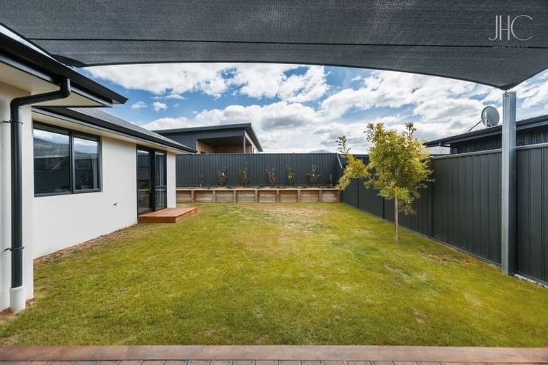 Photo of property in 10 Searle Drive, Cromwell, 9310