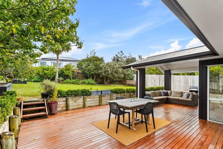 Photo of property in 21 Alexandra Street, Riverhead, 0820