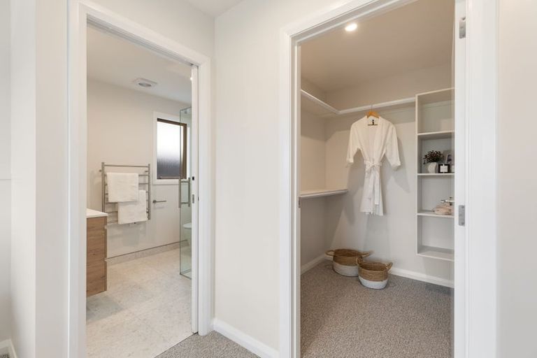 Photo of property in 10 Mangatainoka Lane, Awapuni, 4412