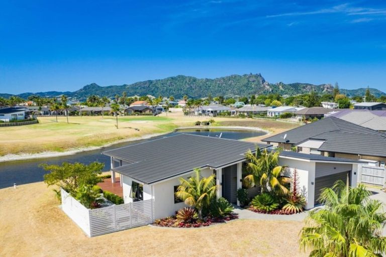 Photo of property in 7 O'farrell Drive, One Tree Point, 0118