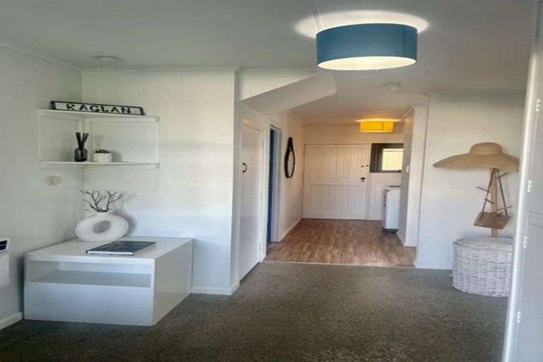 Photo of property in 8 Wainamu Road, Raglan, 3297