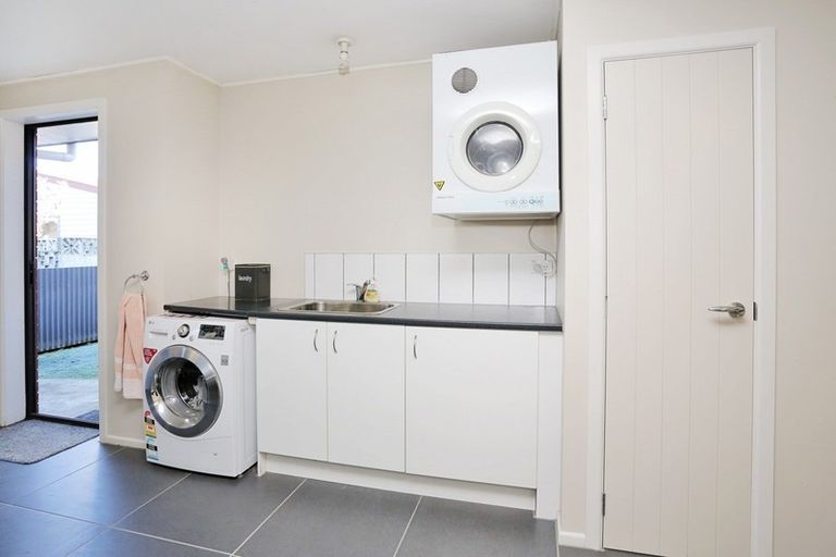 Photo of property in 26 Dunlop Street, Wallacetown, 9816