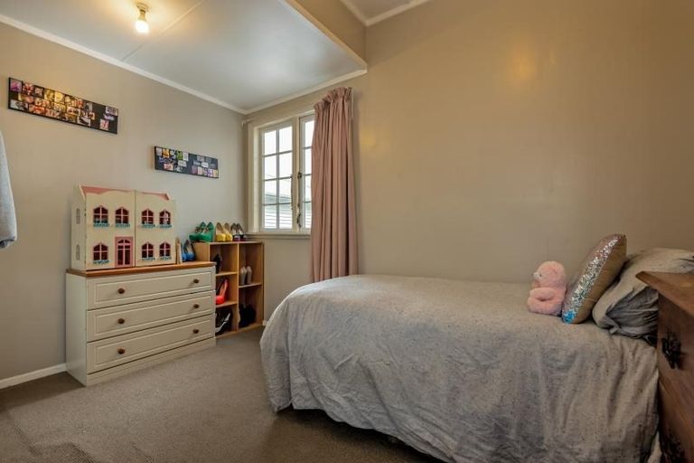 Photo of property in 1006 Tremaine Avenue, Roslyn, Palmerston North, 4414