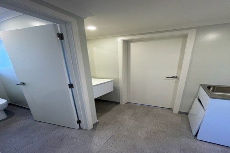 Photo of property in 5/25 Newnham Terrace, Upper Riccarton, Christchurch, 8041