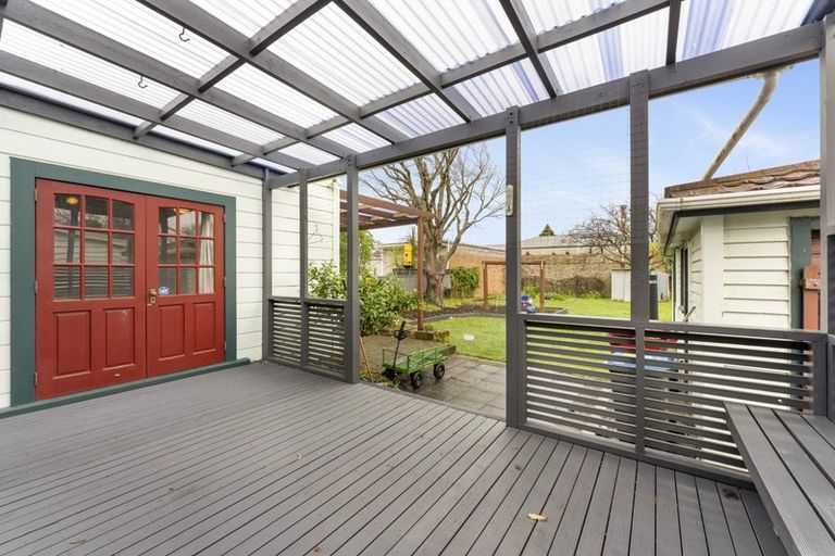 Photo of property in 298 Ruahine Street, Terrace End, Palmerston North, 4410
