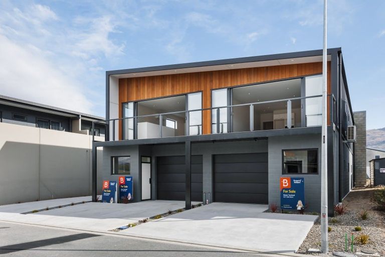 Photo of property in 10 Le Mans Grove, Cromwell, 9384