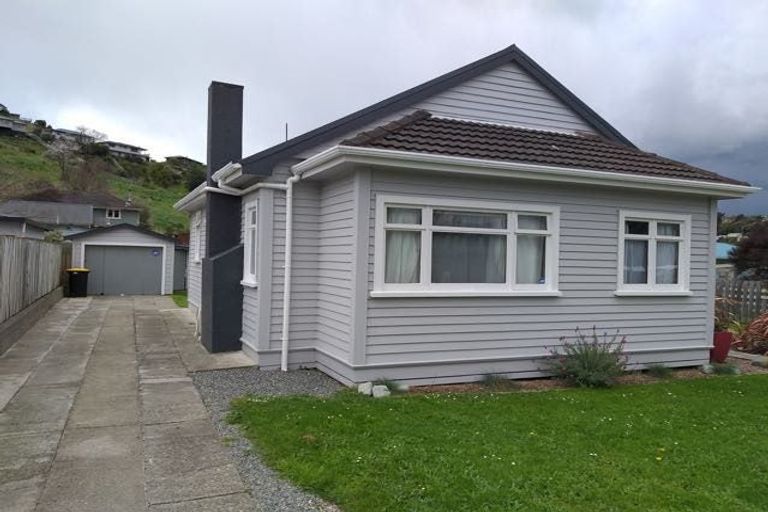 Photo of property in 129 Toi Toi Street, Toi Toi, Nelson, 7010