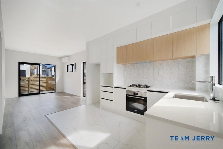 Photo of property in 3 Te Kaapia Road, Papakura, 2110