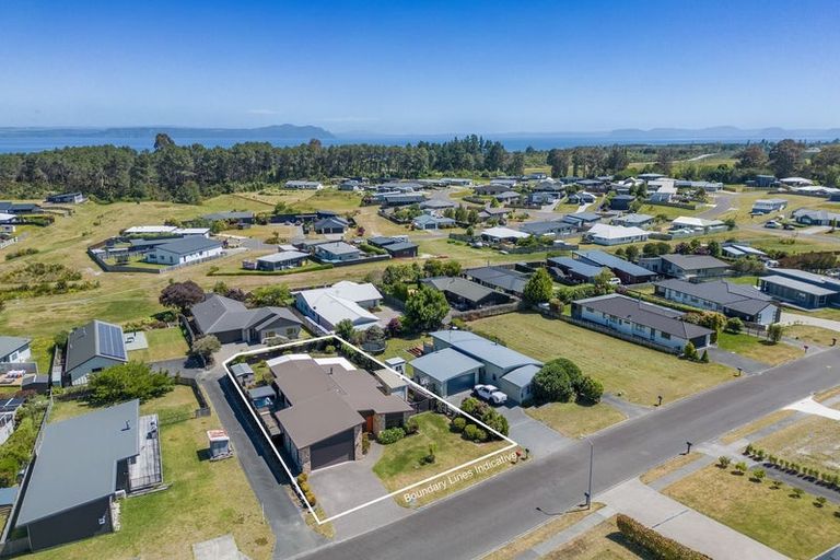 Photo of property in 122 Parekaawa Drive, Motuoapa, Turangi, 3382