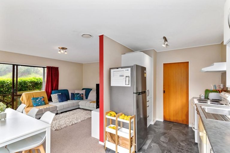 Photo of property in 12a Kitchener Terrace, Johnsonville, Wellington, 6037