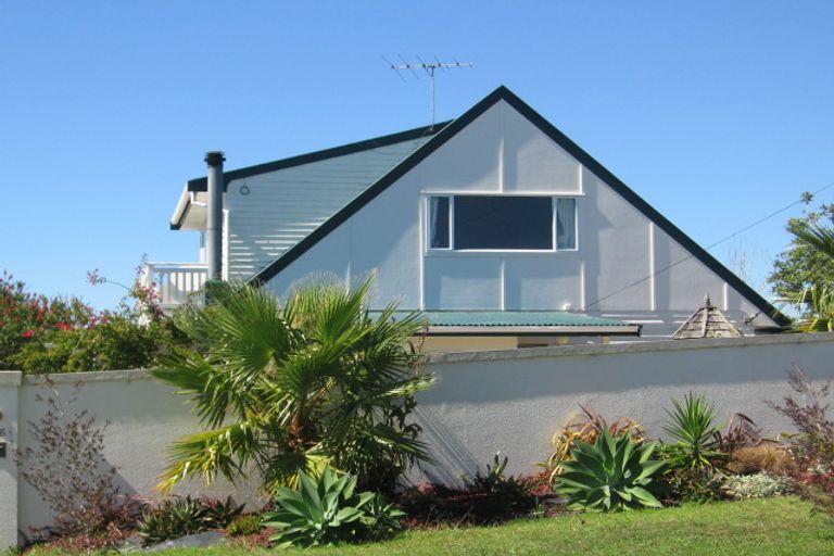 Photo of property in 116 Arran Road, Browns Bay, Auckland, 0630