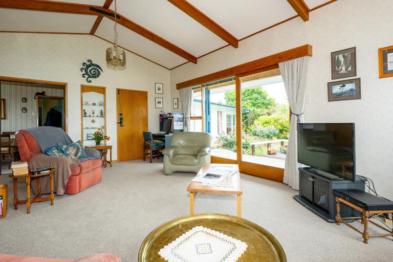 Photo of property in 65 Ribbonwood Road, Geraldine Downs, Geraldine, 7991