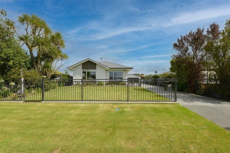Photo of property in 61 Gray Crescent, Kaiapoi, 7630