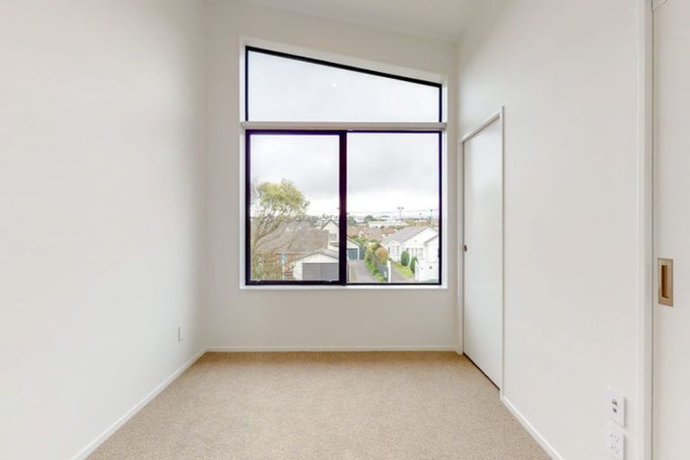 Photo of property in 10d Beauchamp Street, Karori, Wellington, 6012