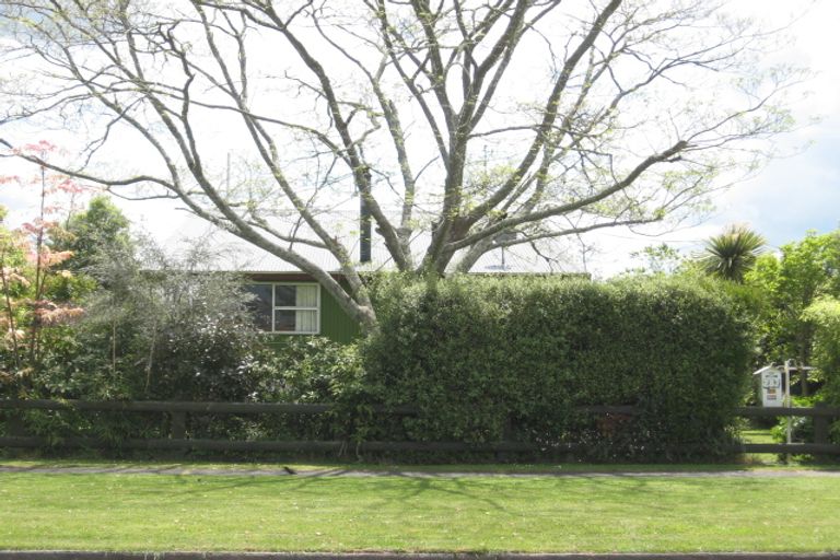 Photo of property in 287 Shakespeare Street, Leamington, Cambridge, 3432