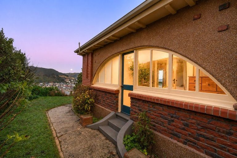 Photo of property in 129 Queen Street, North Dunedin, Dunedin, 9016