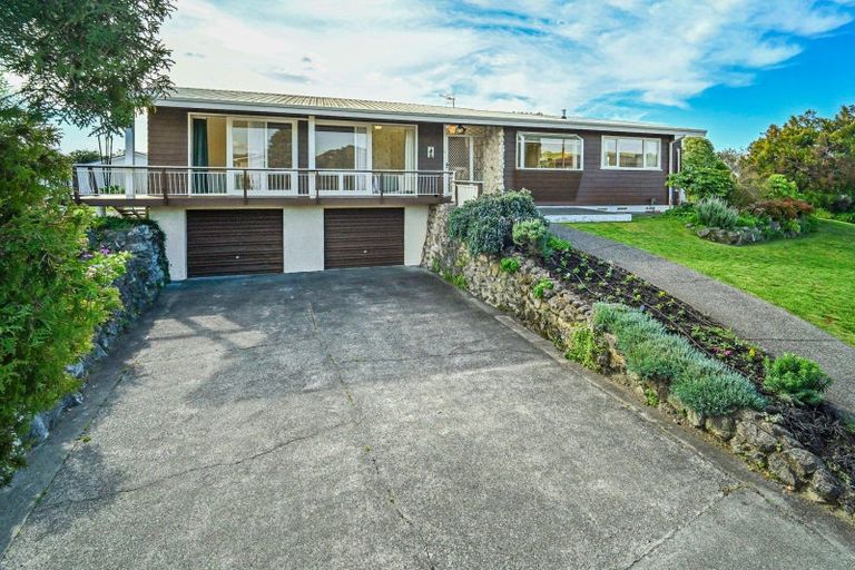 Photo of property in 2 Rakau Street, Havelock North, 4130