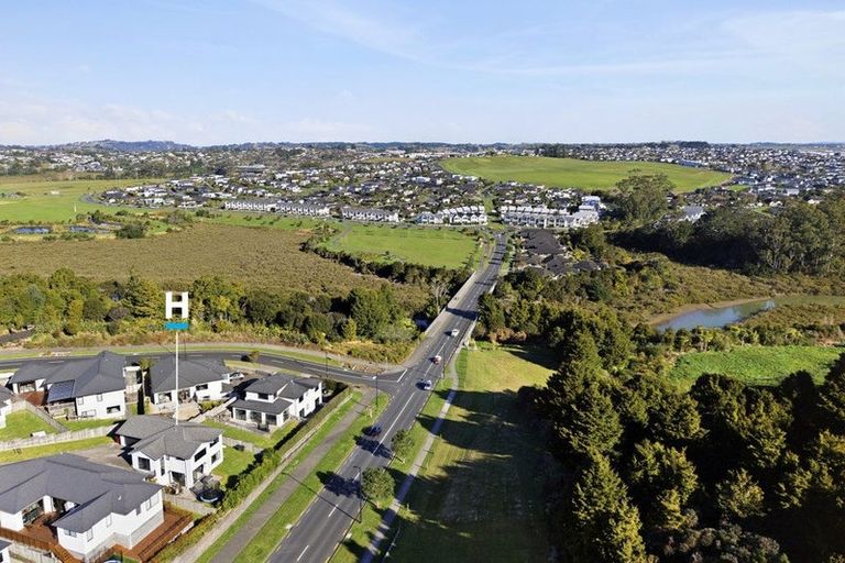 Photo of property in 3 Maka Terrace, Orewa, 0931