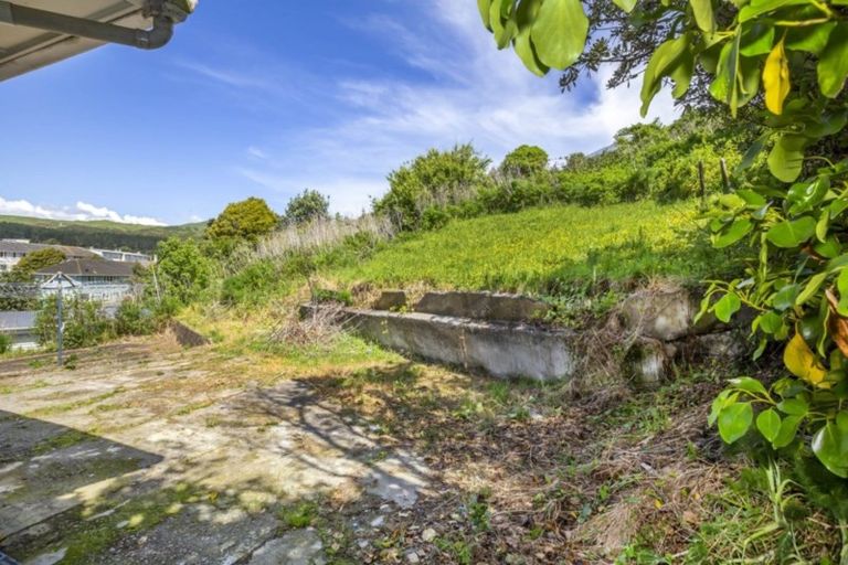 Photo of property in 48 Gloucester Street, Cannons Creek, Porirua, 5024