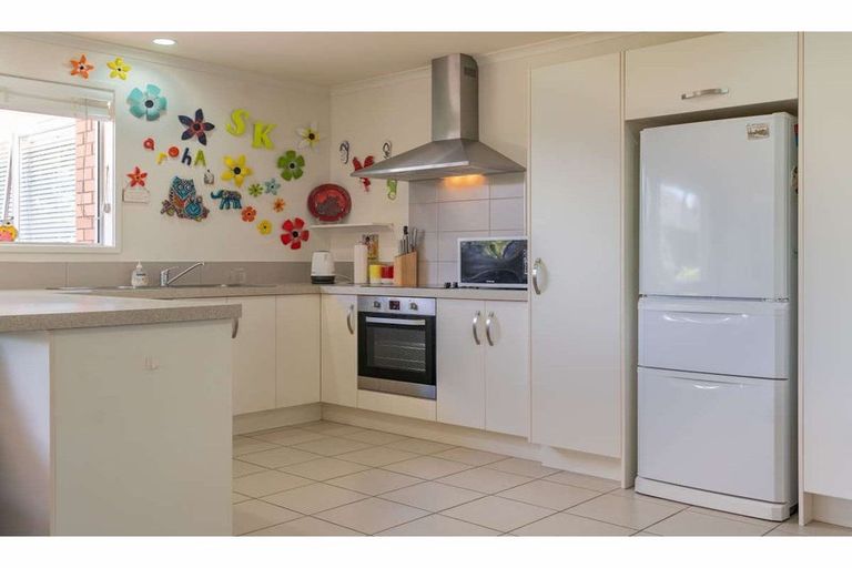 Photo of property in 53 Ranui Avenue, Kerikeri, 0230